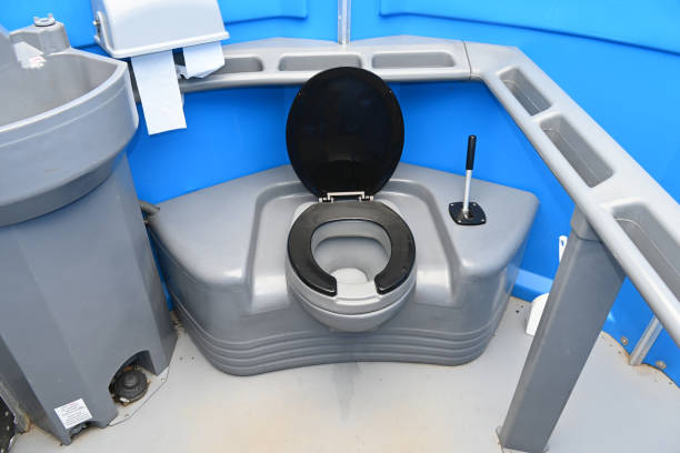 Best Local porta potty services  in Deville, AL