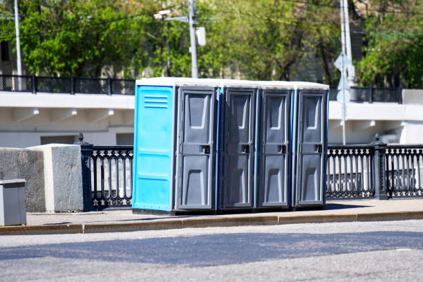 Portable Toilet Options We Offer in Daleville, AL